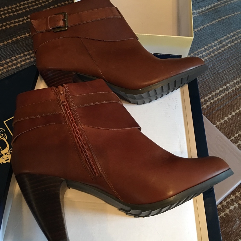 Leather High Heel Shoe Ankle Boot